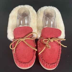 Minnetonka Women's Alpine Sheepskin Moccasin - Red -‎ US Size 11 EUC